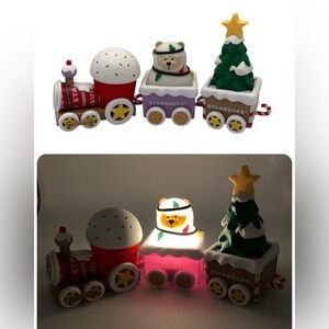 2022 China STARBUCKS Festive Christmas Holiday Light Up Train Set Tree